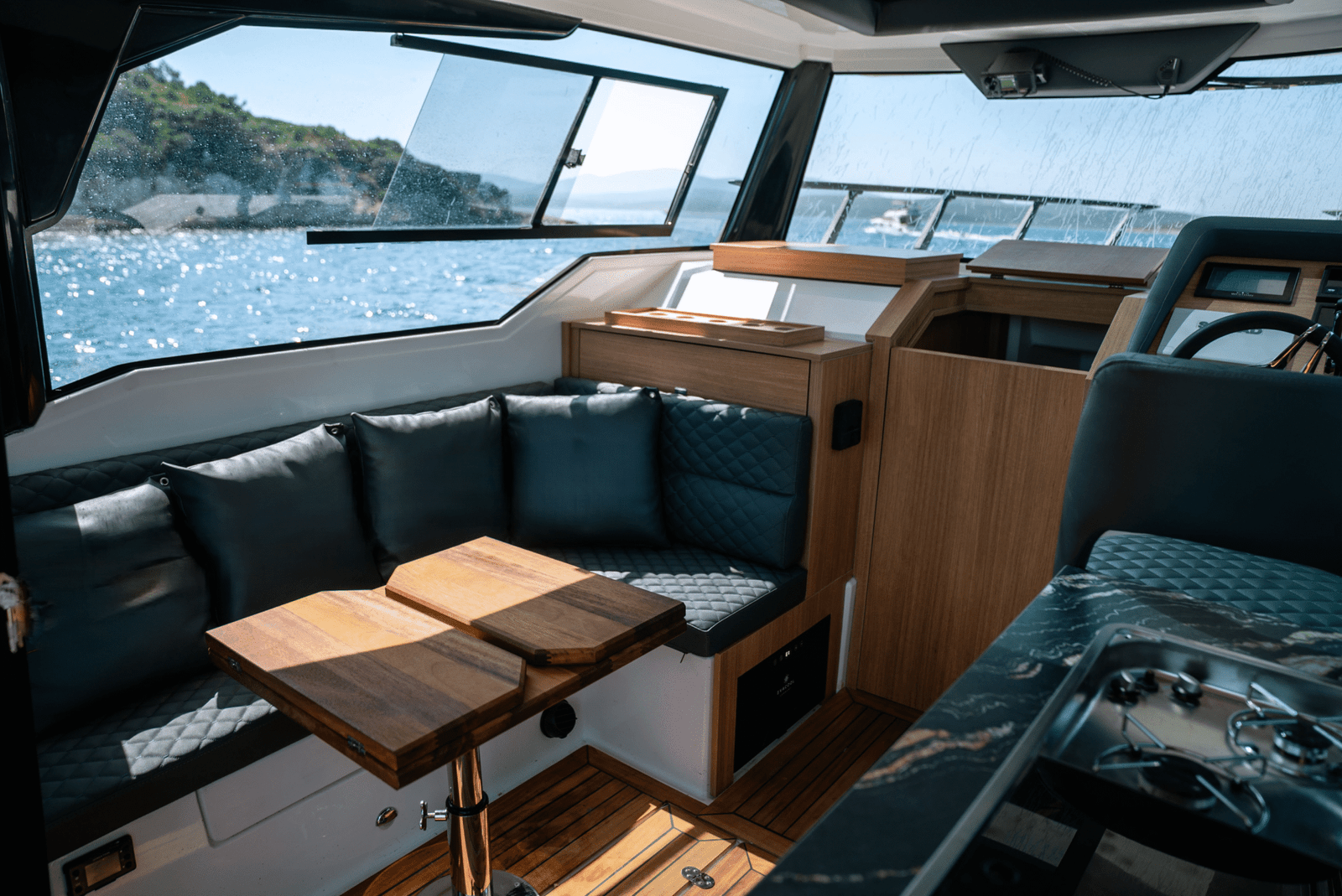 Find Your Favorite boat with Us